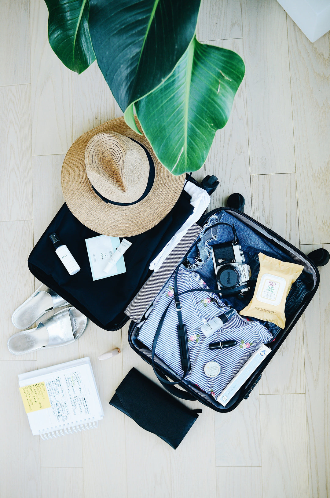 The Ultimate Family Holiday Checklist: Items You Need To Pack - Kipandboo